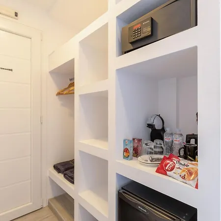 Dimele Aparthotel *
